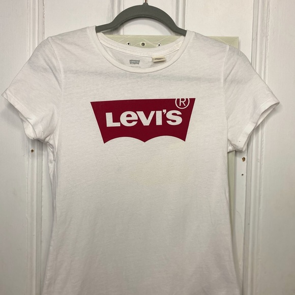 Small white Levi’s t shirt - Picture 2 of 5